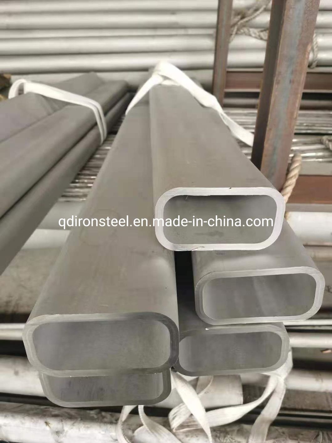 ASTM A312 TP304/Tp316 Square/Rectangle Seamless Stainless Steel Pipe Ss Pipe