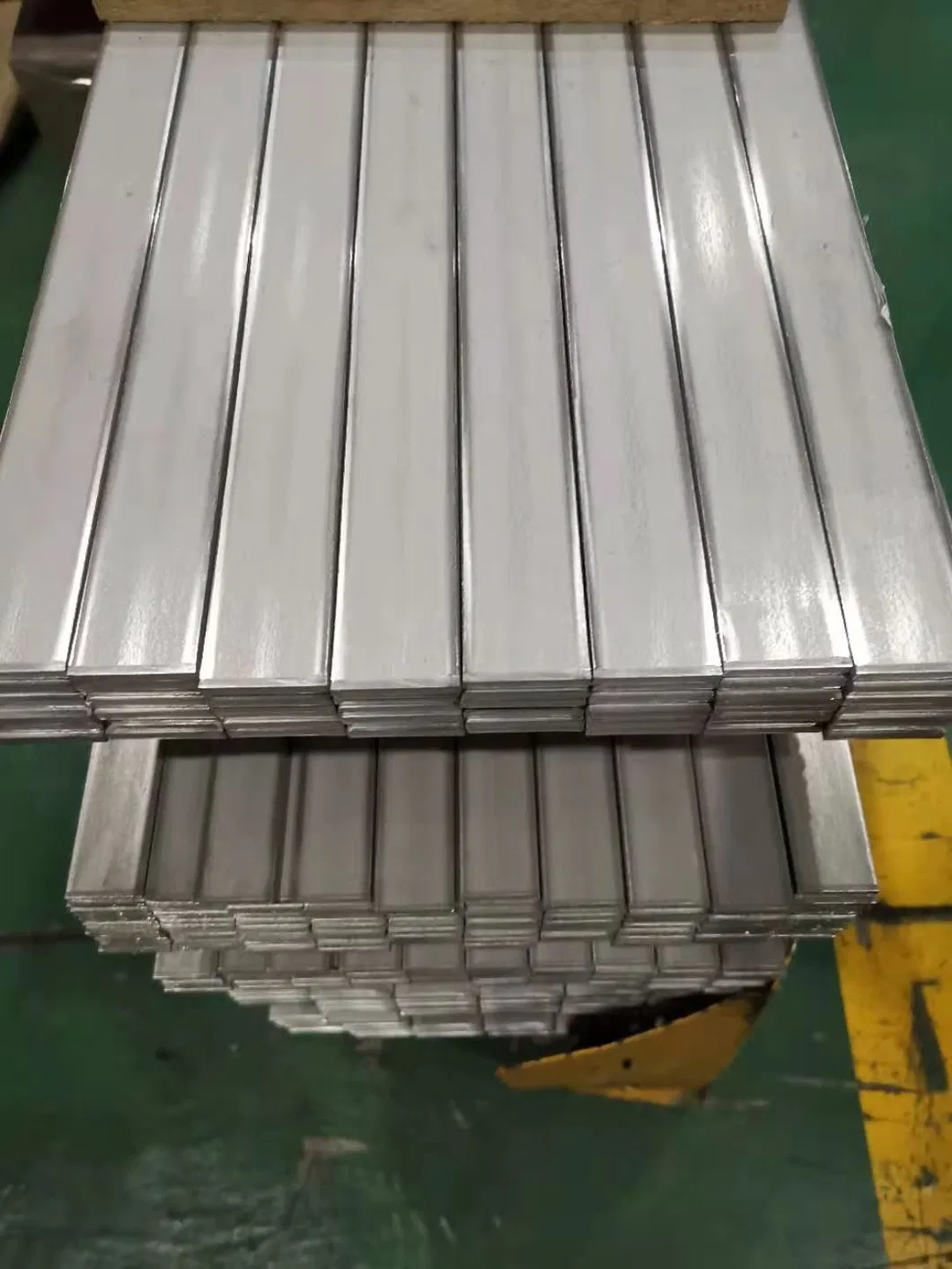 Duplex 2205 2507 Stainless Steel Flat Bar Hot Rolled Pickled Finishing